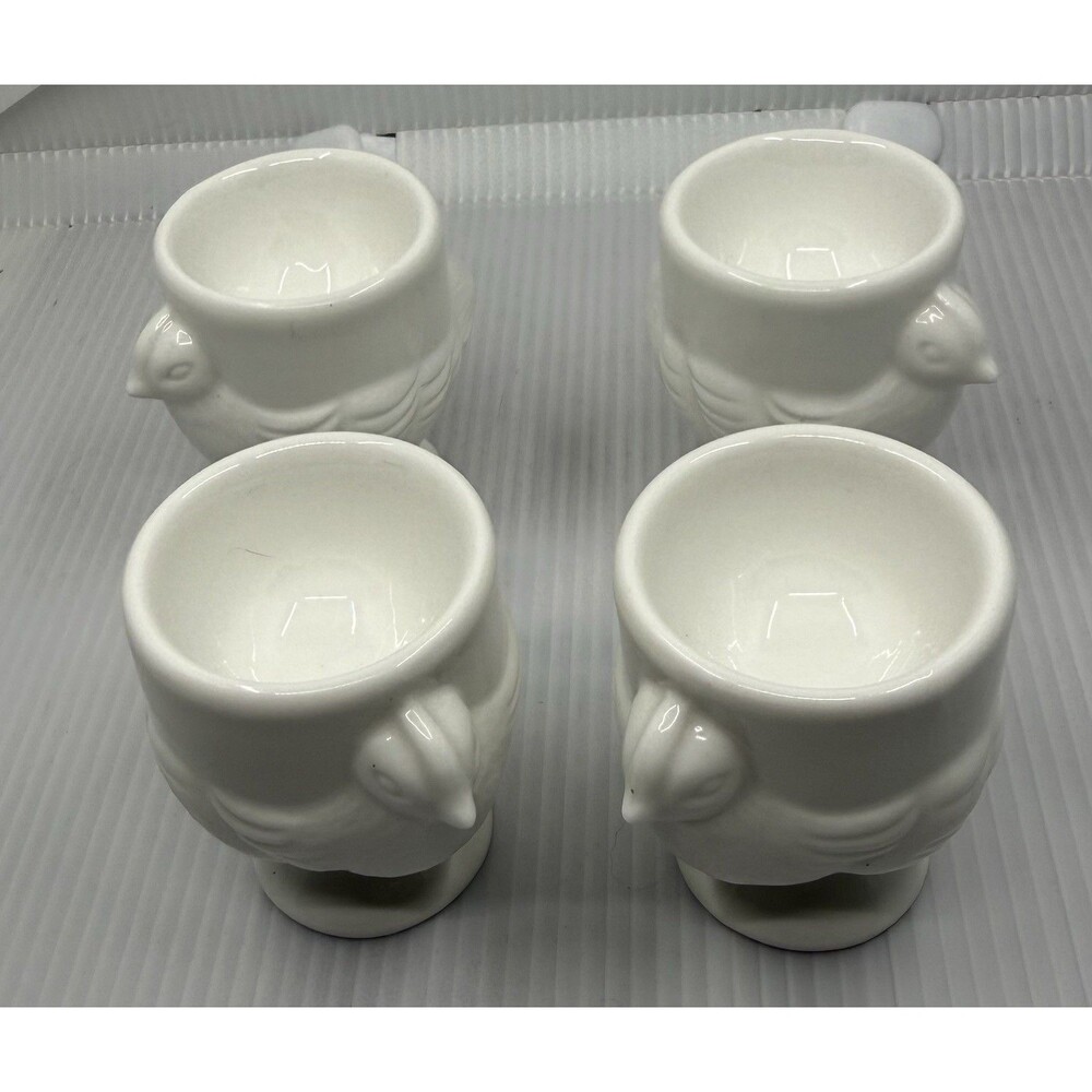 4 White Milk Glass Egg Cups Chicken Hen Design Vintage Farmhouse Chic White Barn - Picture 3 of 5